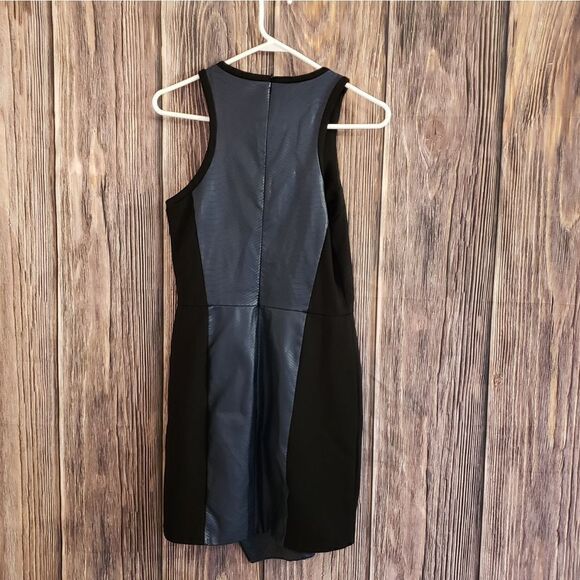 Lovers + Friends Dress - Picture 5 of 13